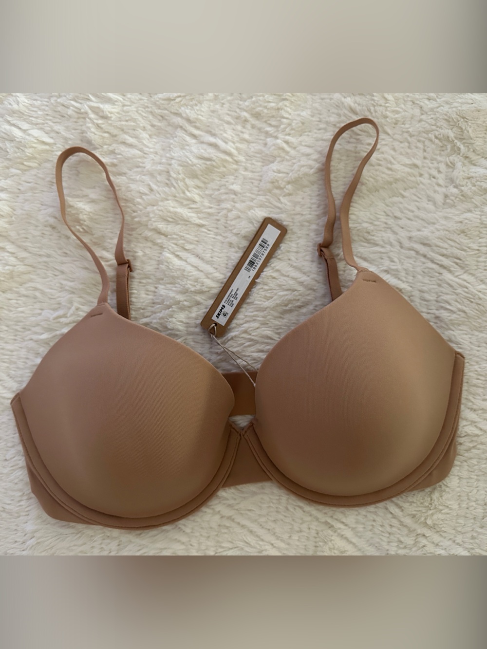 SKIMS Fits Everybody T-Shirt Bra NWT